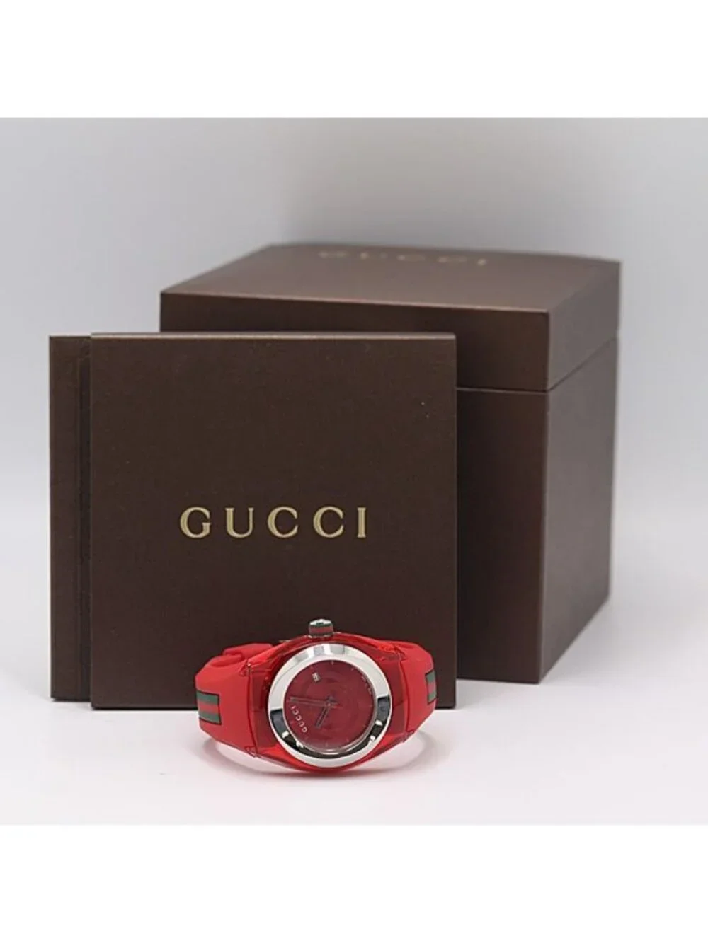 Gucci Boxed 137.3 Quartz Red Dial Date Watch
